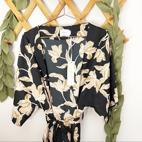 Maison du Soir Duster Kimono - Picture 6 of 14